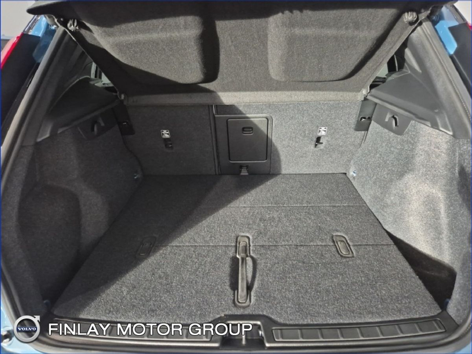 2025 Volvo EX40 Ultra single motor 69kw battery €48,750