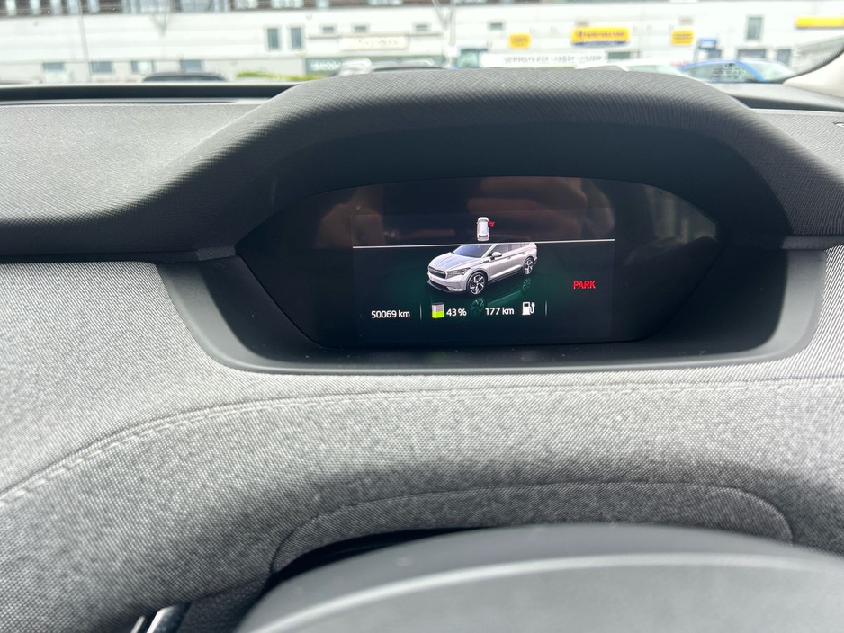 2023 Skoda Enyaq - image 18