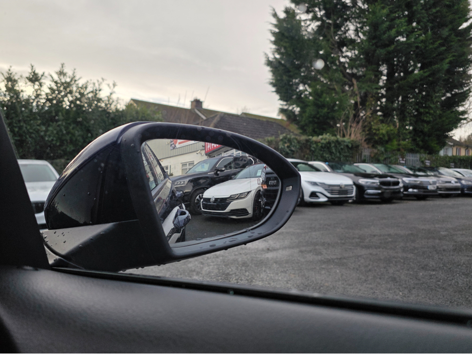 2017 Volkswagen Golf ( 172 REG )1.4 TSI HIGHLINE ALCANTARA SEATS CARPLAY ANDROID AUTO BLIND SPOT LANE ASSIST €17,950