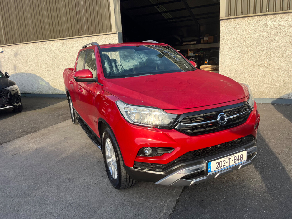 2020 Ssangyong Musso - image 5