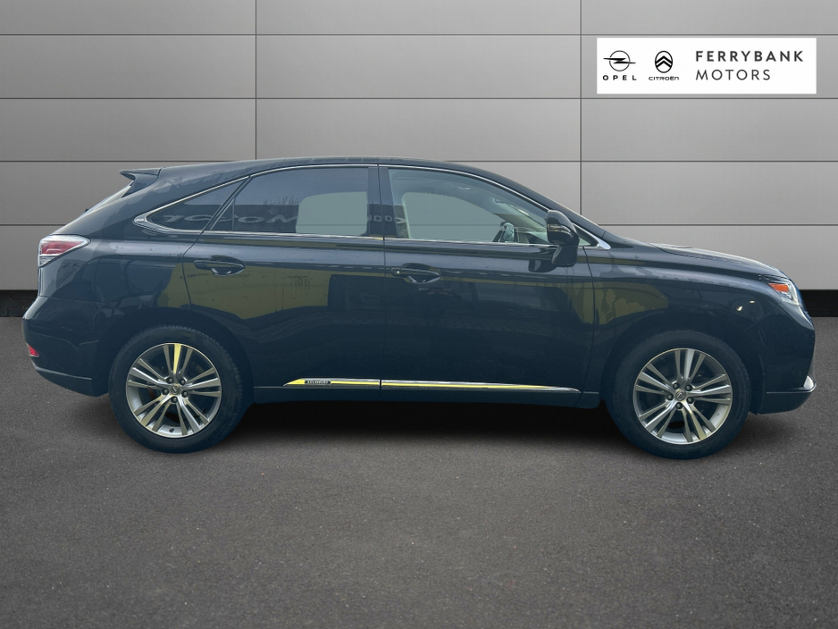 2015 Lexus RX 450 h - image 4