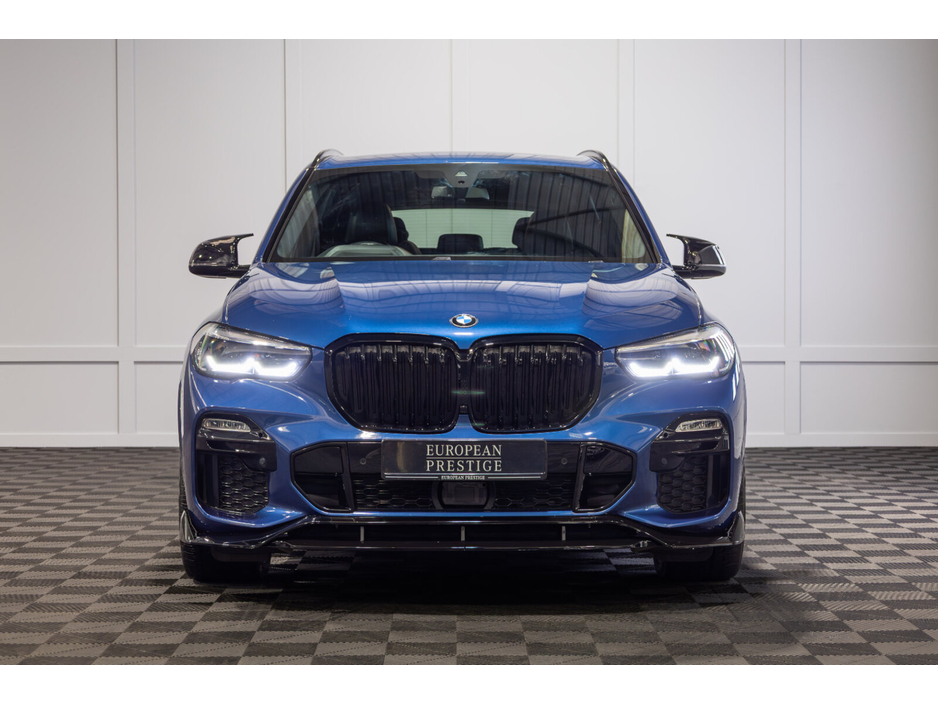 2021 BMW X5 - image 2