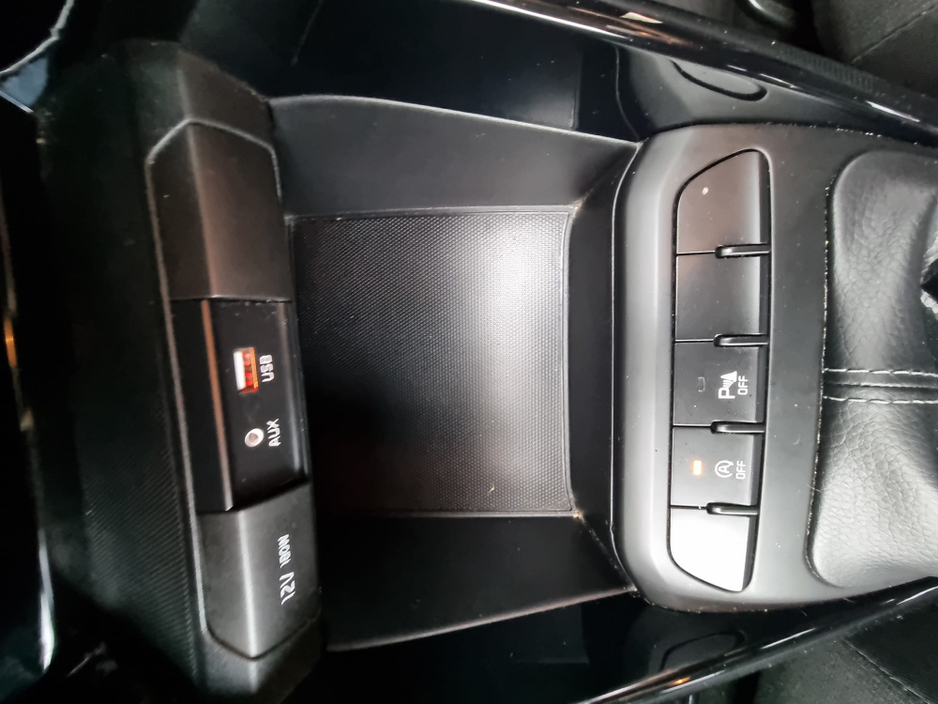 2019 Kia Rio - image 17