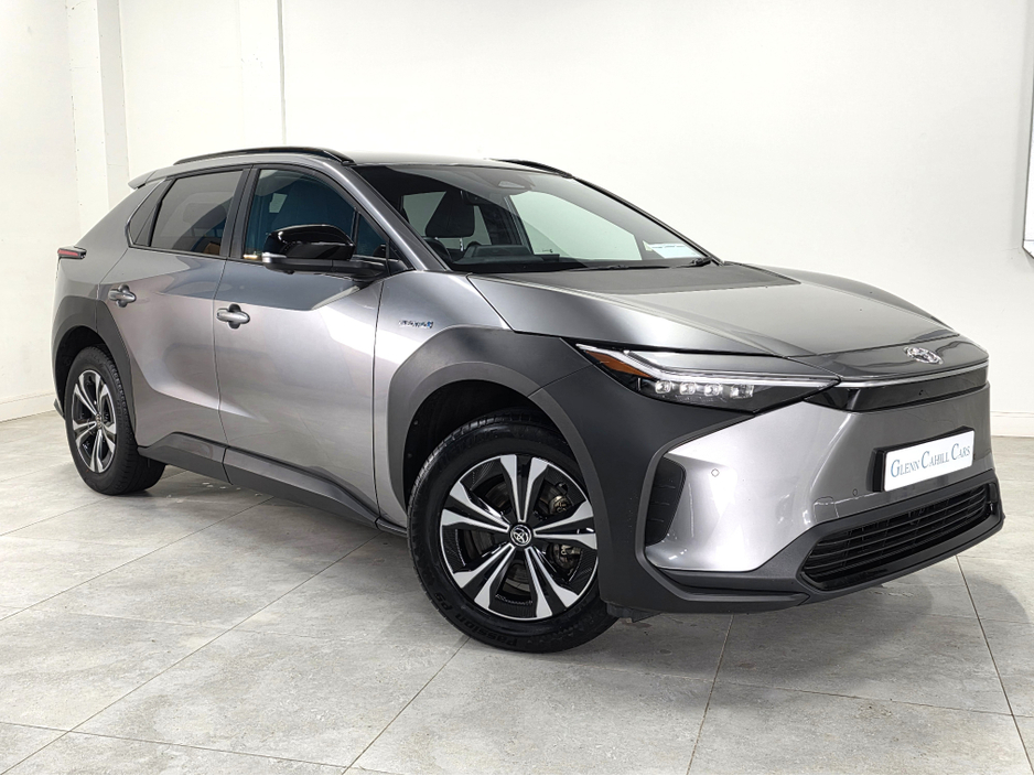 2024 Toyota bZ4X - image 2
