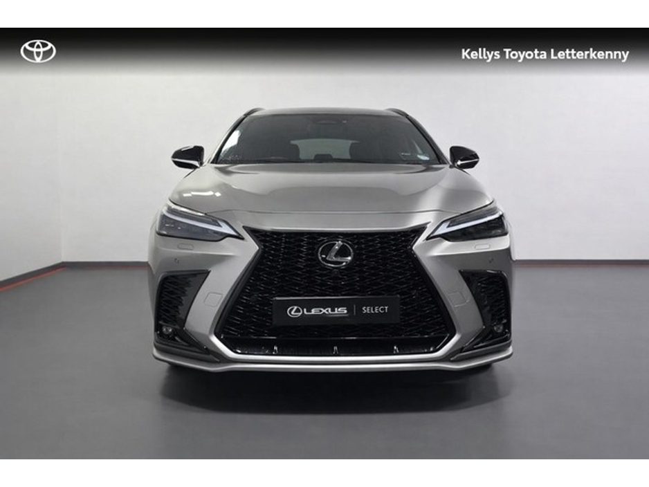 2022 Lexus NX 450 h+ - image 4