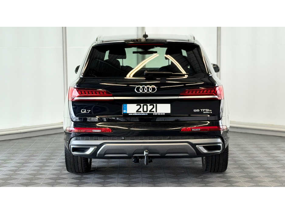 2021 Audi Q7 - image 10