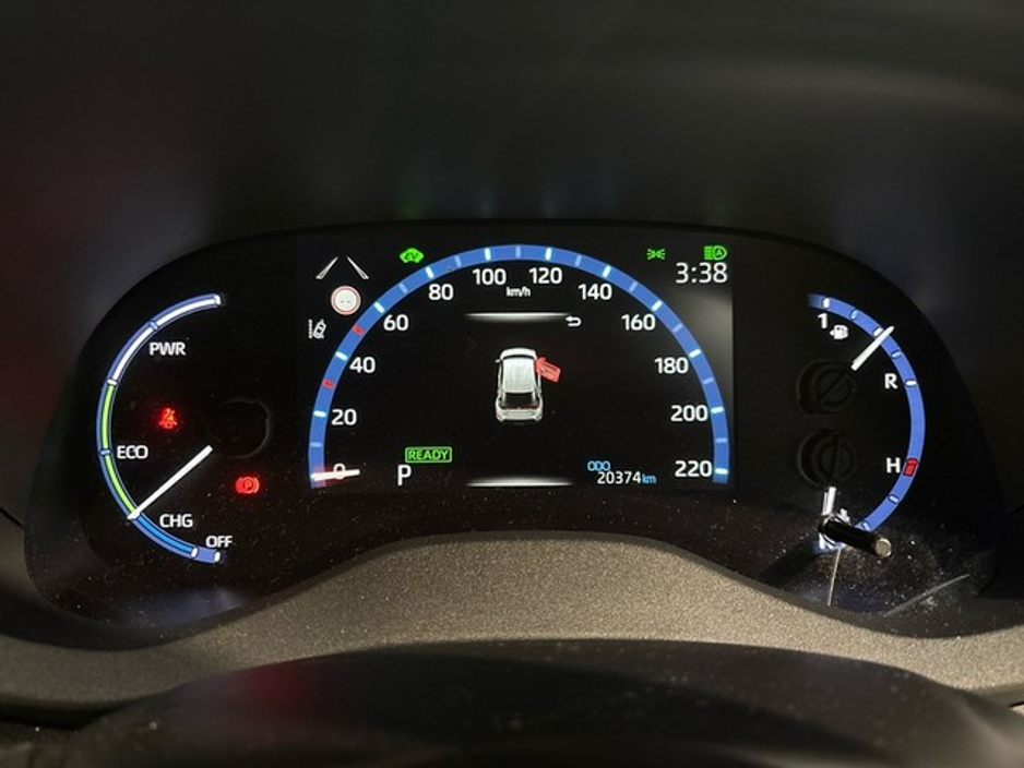 2023 Toyota Yaris Cross LUNA SPORT HYBRID AUTO €29,950