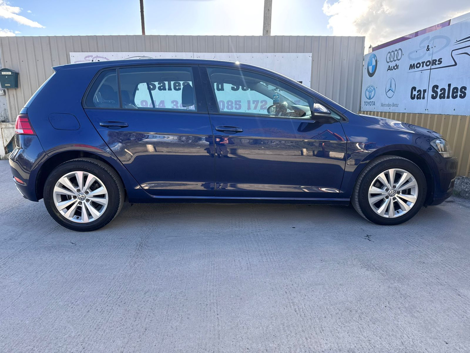 2017 Volkswagen Golf - image 9