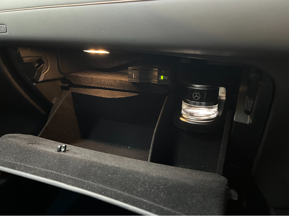 2021 Mercedes-Benz EQC - image 22