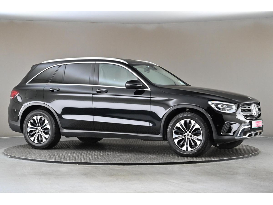 2022 Mercedes-Benz GLC Class - image 12