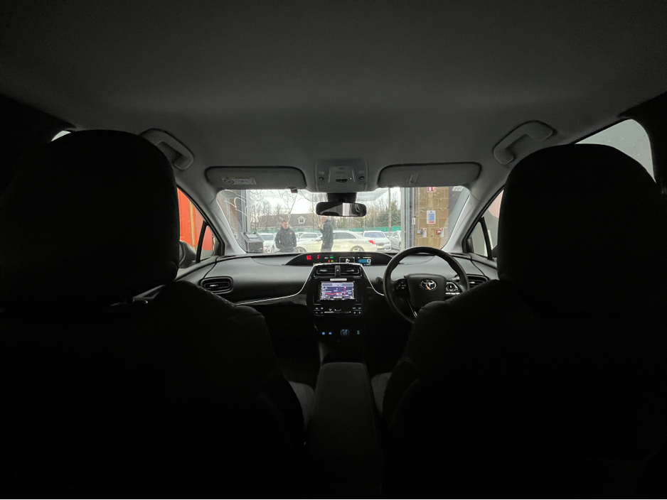 2022 Toyota Prius - image 13