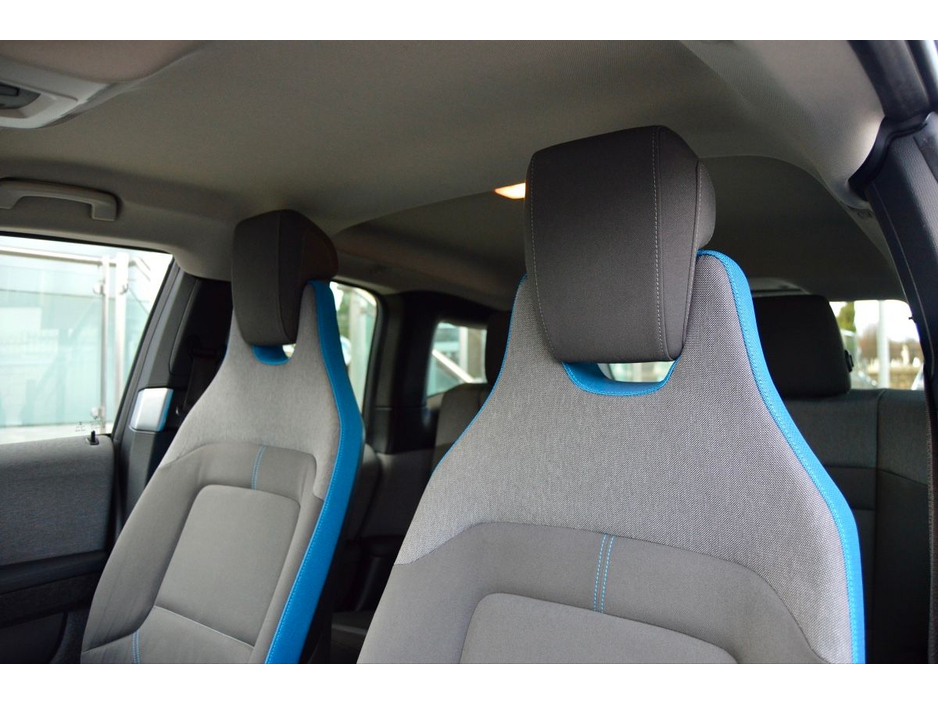 2020 BMW i3 S €17,995