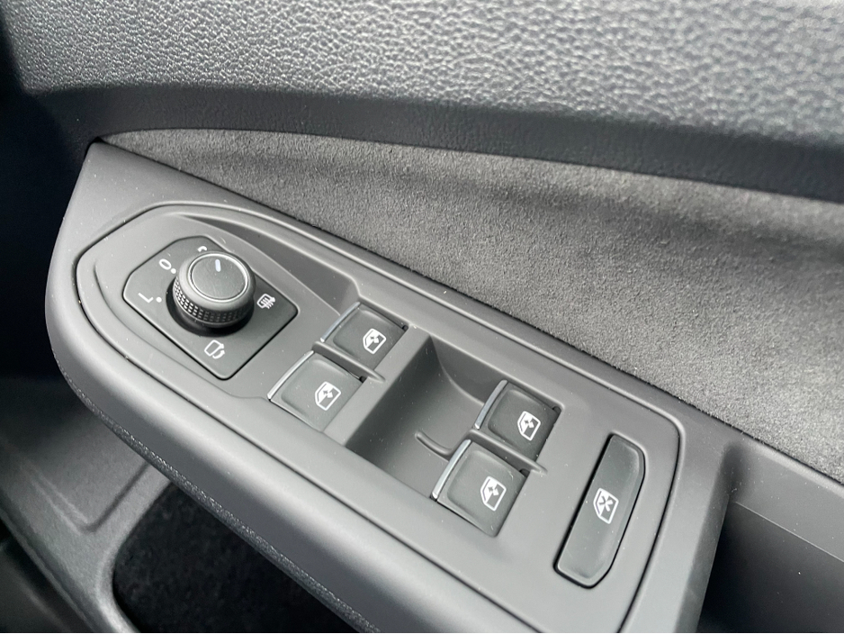 2024 Volkswagen Golf 2.0 TDI 150 BHP DSG STYLE 5 DOOR. €34,950