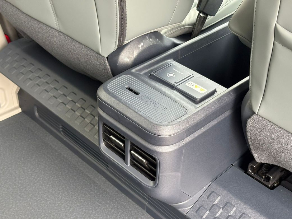 2026 Kia PV5 - image 29