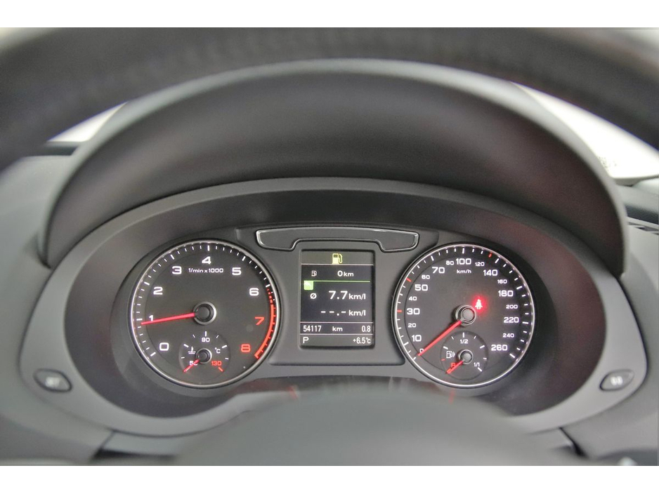 2016 Audi Q3 1.4 TFSI S-TRONIC*PARK SENSORS*REVERSE CAM*