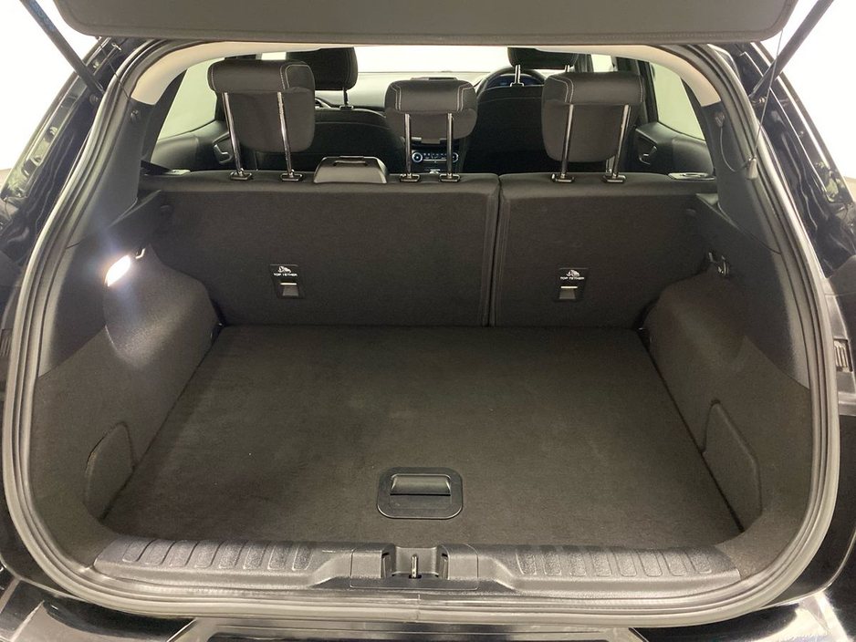 2022 Ford Puma - image 9