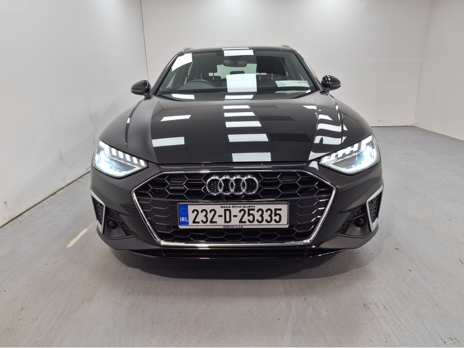 2023 Audi A4 - image 2