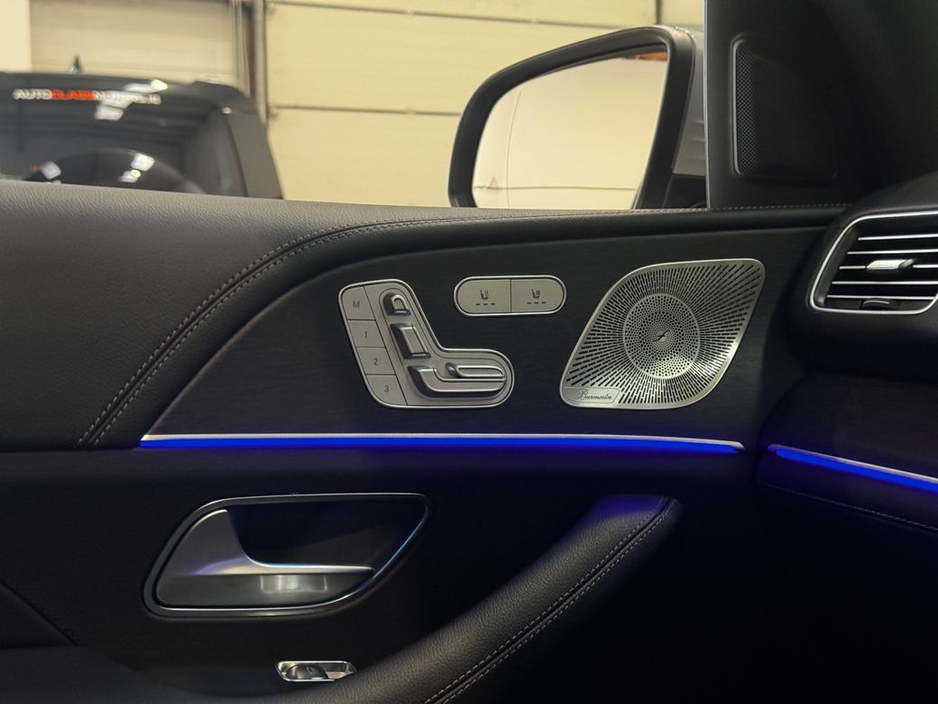 2025 Mercedes-Benz GLE Class - image 19