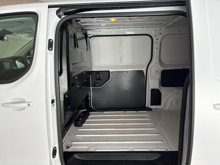 2023 Toyota Proace 2.0 (140HP) GX LWB €23,537