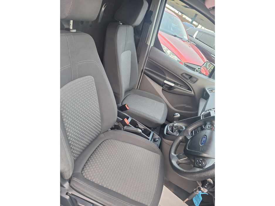 2022 Ford Transit Connect 220 TREND L1H1 P/V ECOBLUE €18,450