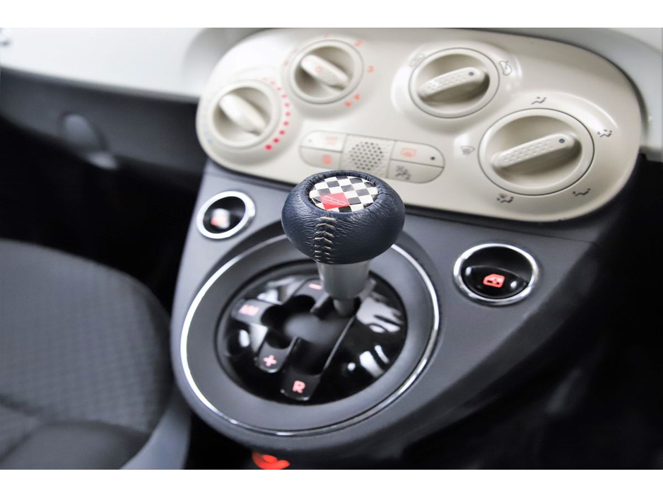 2016 Fiat 500 - image 21