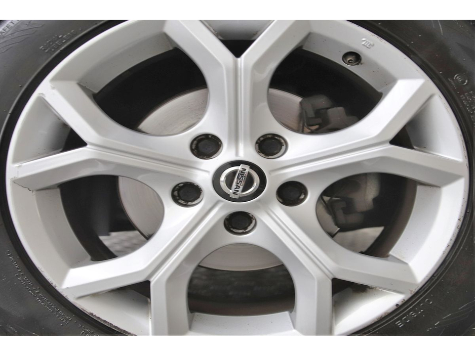 2020 Nissan Juke - image 23