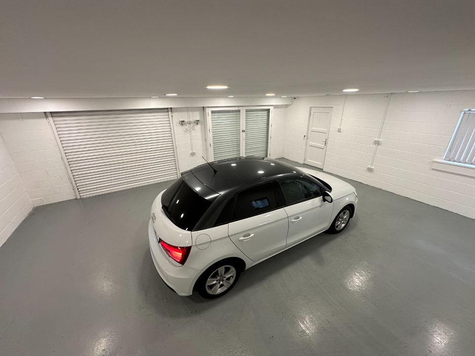 2016 Audi A1 - image 18