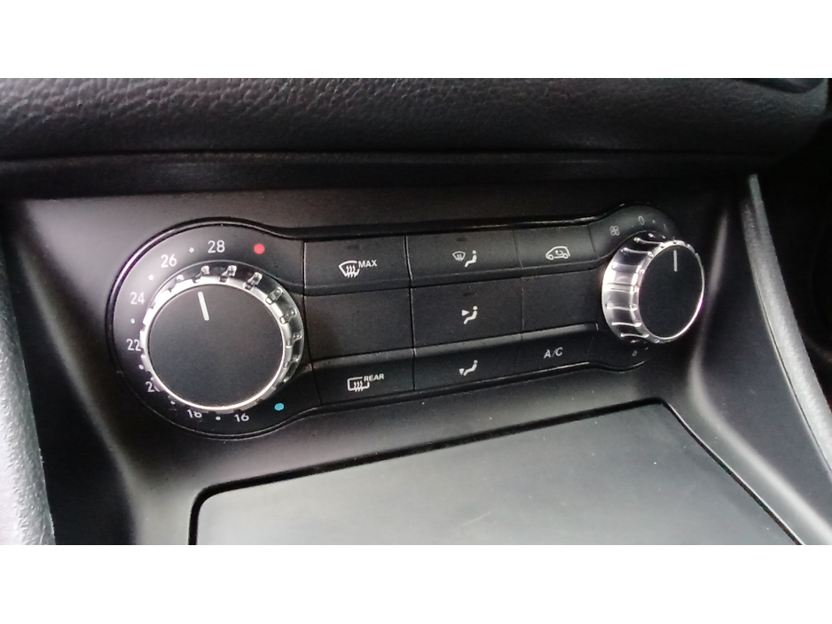 2015 Mercedes-Benz CLA Class **AMG SPORT**  IRISH CAR 180 CDi 4dr - FSH €14,995