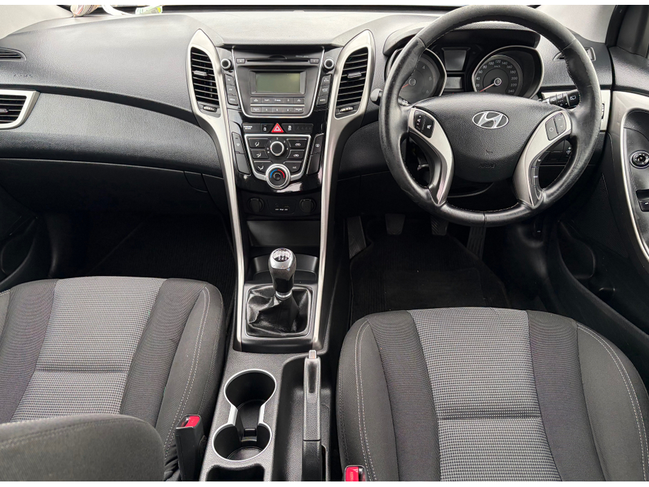 2014 Hyundai i30 - image 7