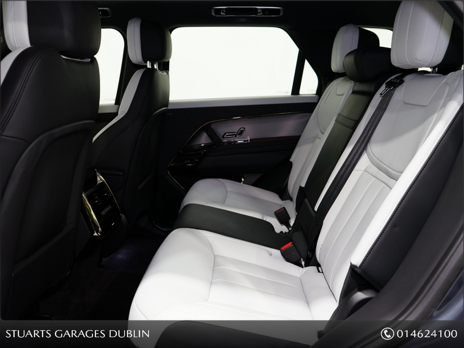 2024 Land Rover Range Rover Sport - image 5