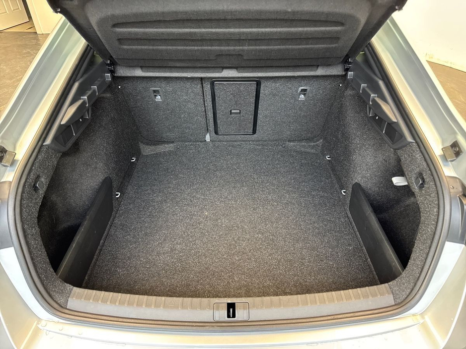 2025 Skoda Octavia - image 9