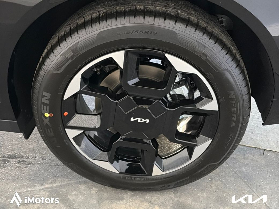 2026 Kia EV5 - image 11