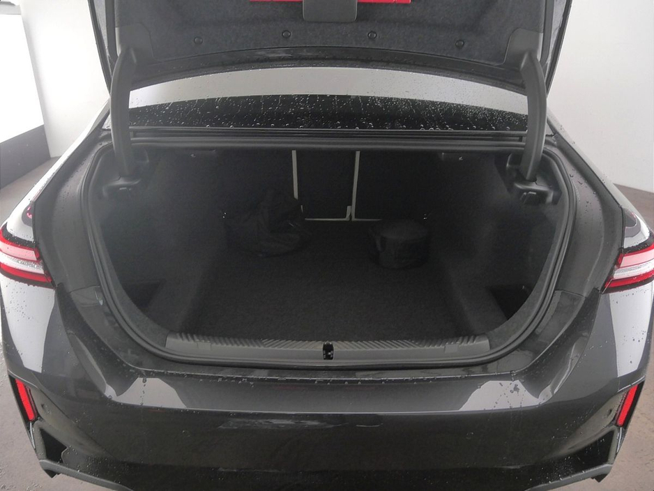 2026 BMW 5 Series - image 13