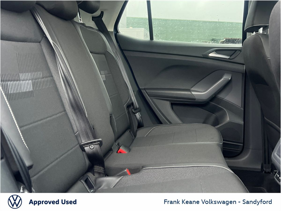 2021 Volkswagen T-Cross - image 6