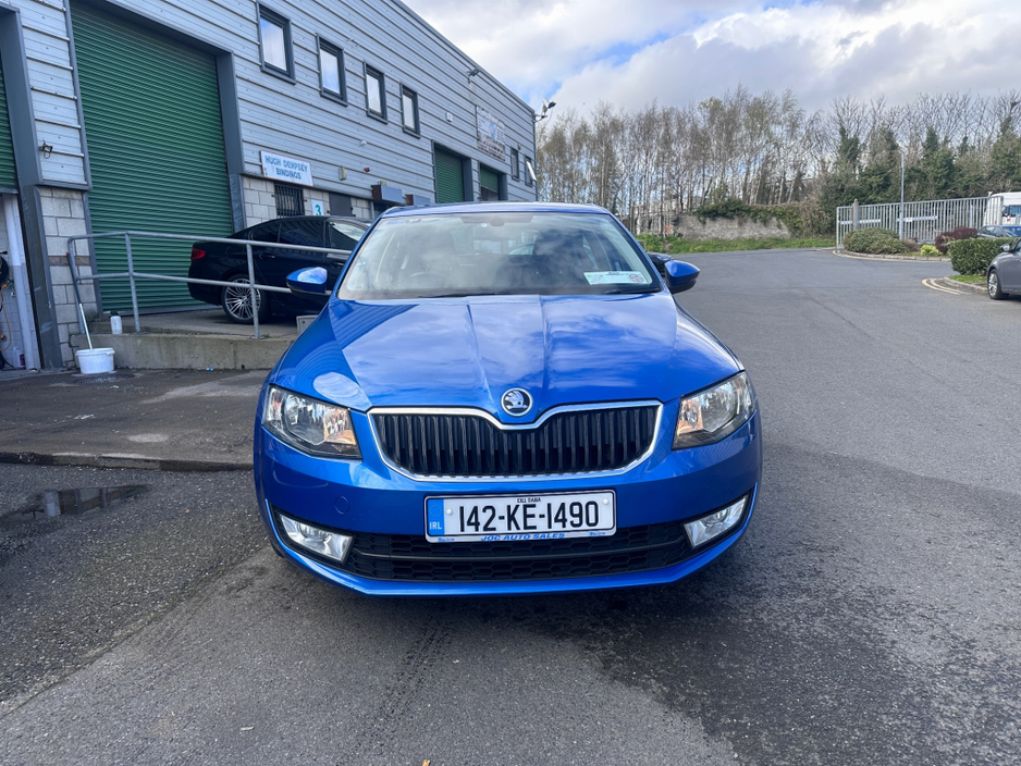 2014 Skoda Octavia - image 3