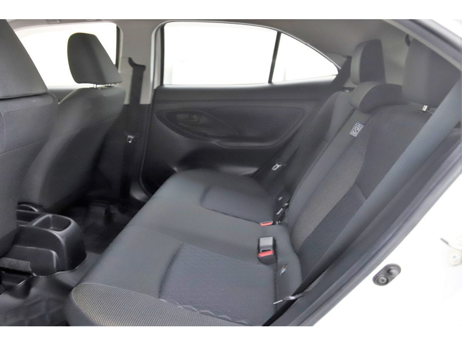 2022 Toyota Yaris Cross - image 21