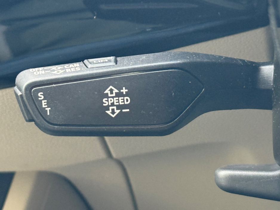 2021 Audi A4 30 TDI 136HP S Tronic SE €28,900