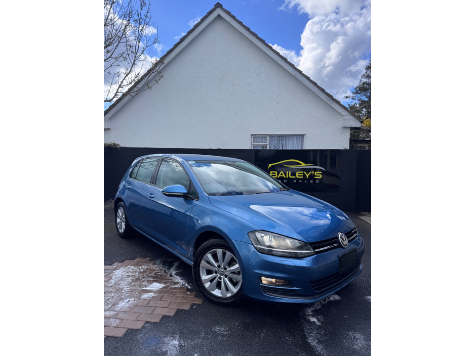 2013 Volkswagen Golf - image 7