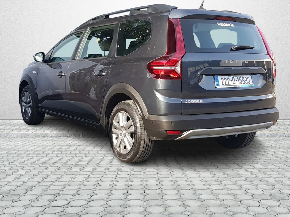 2022 Dacia Jogger - image 14