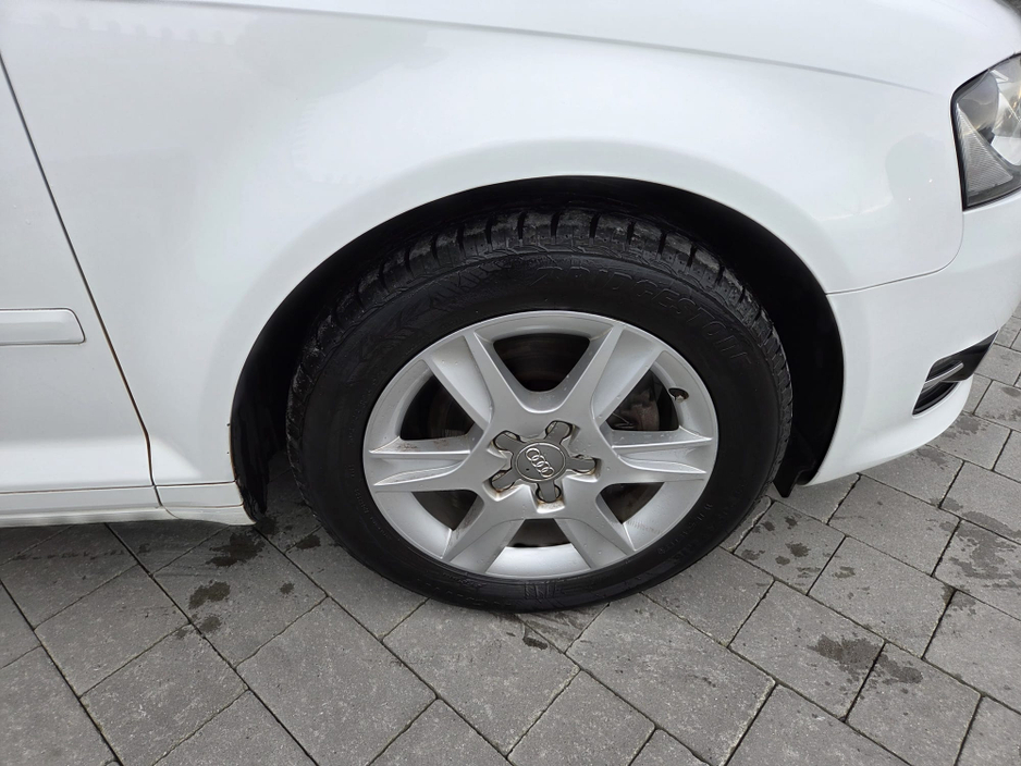 2013 Audi A3 - image 16