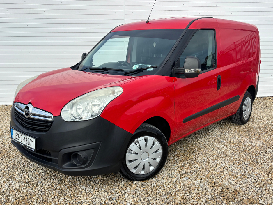 2016 Opel Combo - image 10