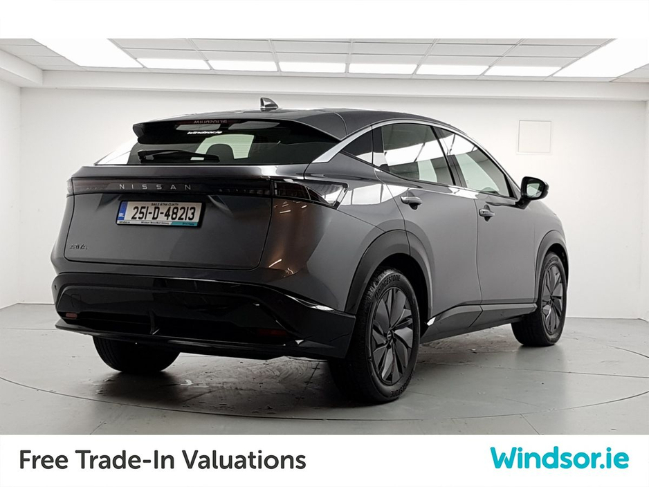 2025 Nissan Ariya - image 2