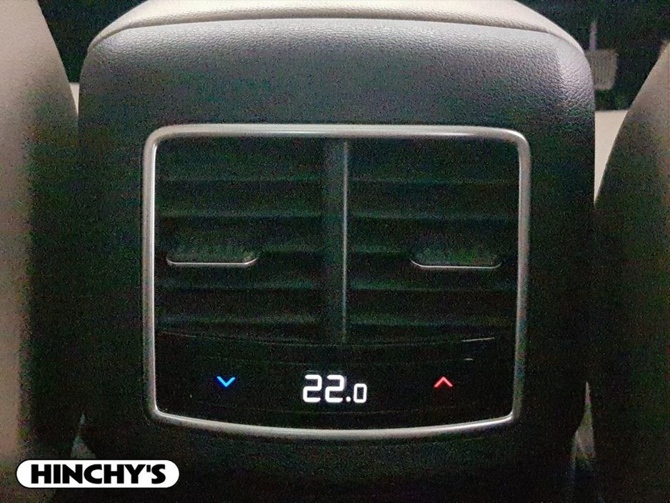 2022 Kia Sportage - image 27