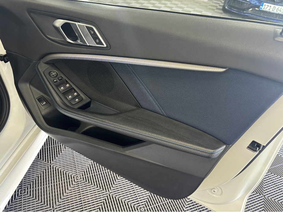 2019 BMW 1 Series - image 6