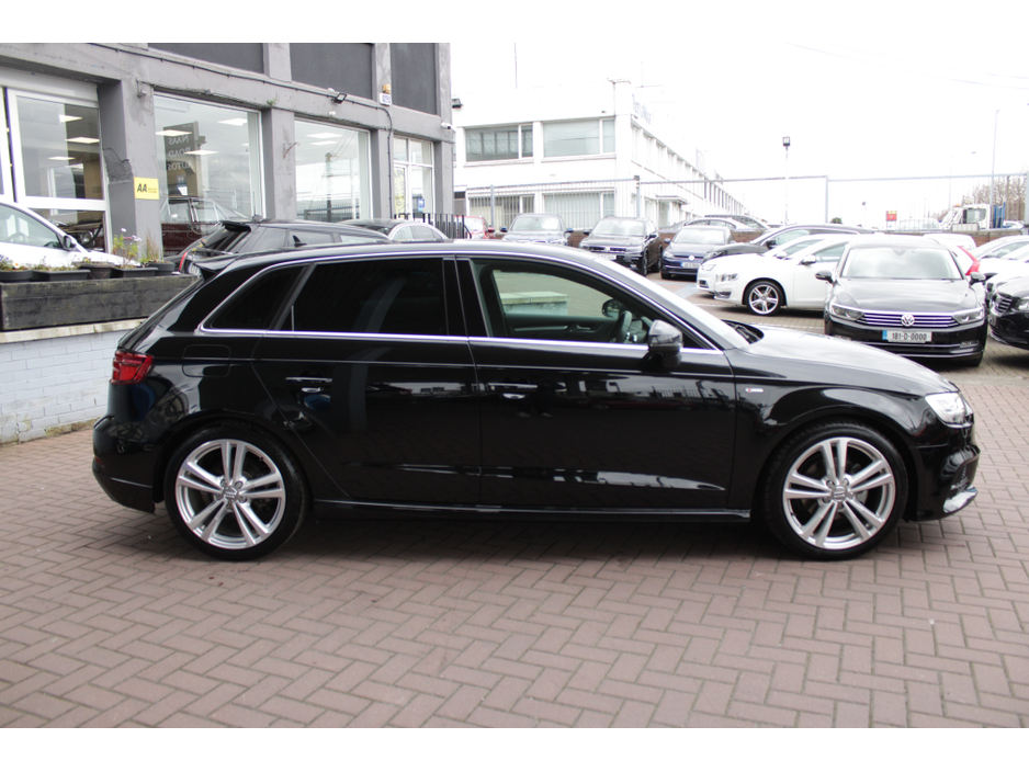 2019 Audi A3 - image 3