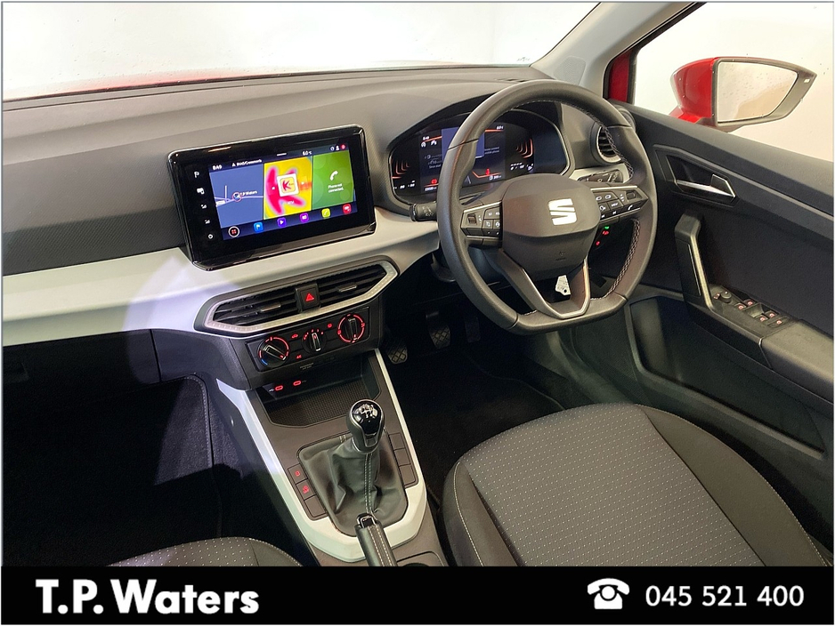 2023 SEAT Arona - image 2