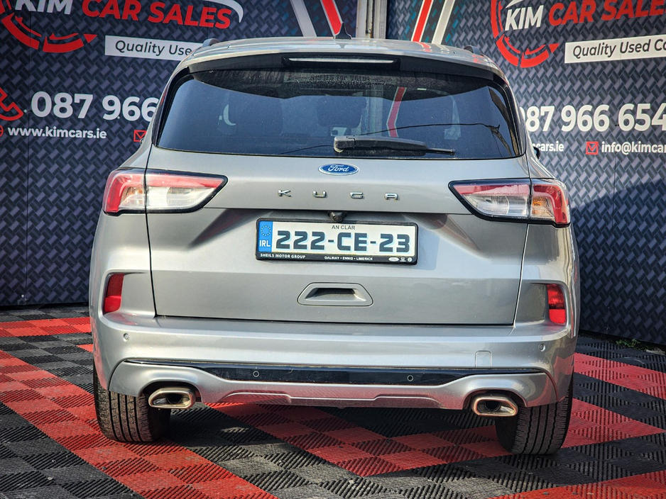 2022 Ford Kuga - image 14