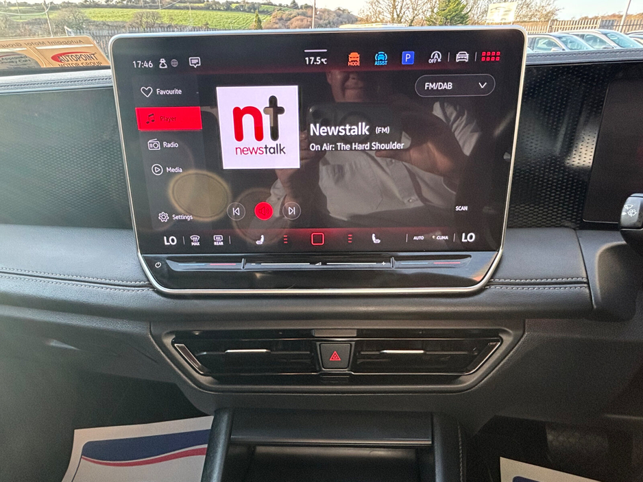 2024 Volkswagen Tiguan - image 21