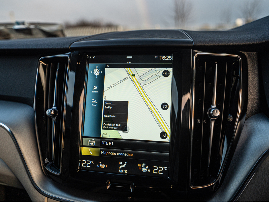 2017 Volvo XC60 172 Volvo XC60 4WD Auto/High spec/1yr warranty €26,888