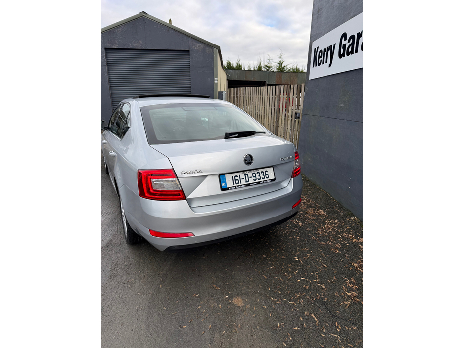 2016 Skoda Octavia 2.0 TDI Pan Roof €7,990
